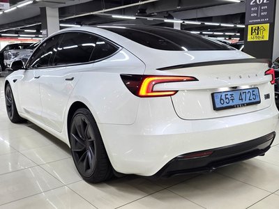 صورة 3 لـ 2025 Tesla MODEL 3