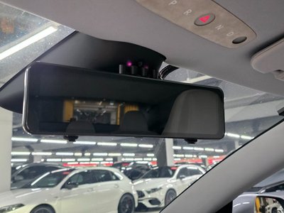 صورة 8 لـ 2025 Tesla MODEL 3