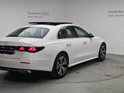 MERCEDES-BENZ E-CLASS - 4