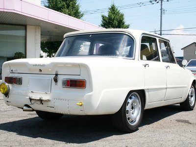 ALFA ROMEO JULIA - 8