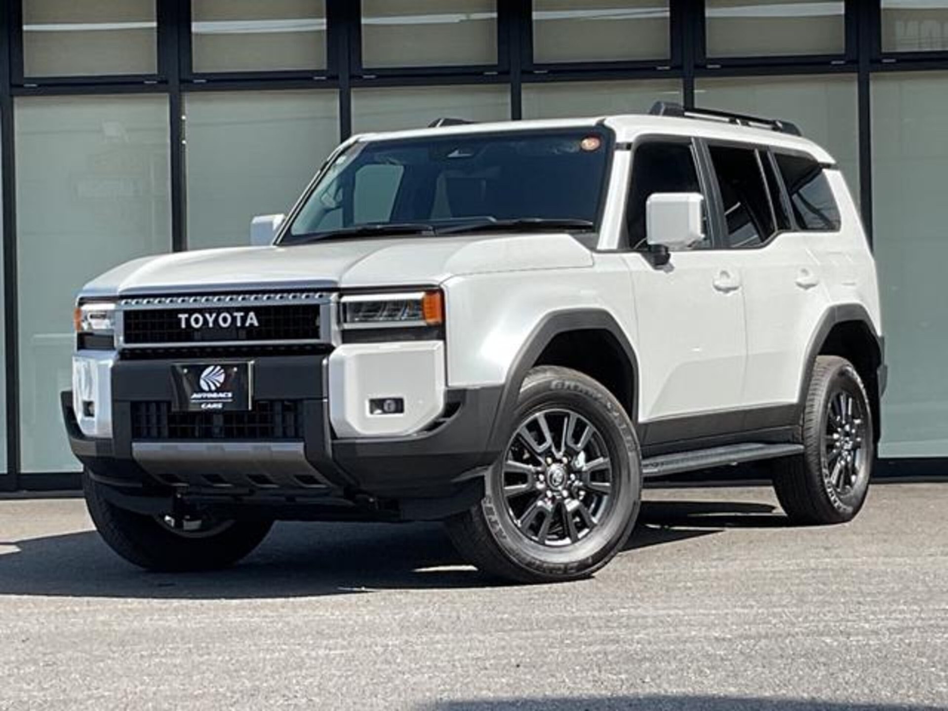 TOYOTA LAND CRUISER 250 - View 1