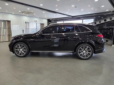 MERCEDES-BENZ GLC - 8