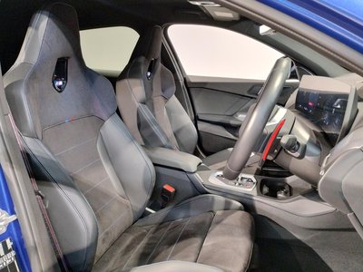 صورة مصغرة 14 لـ 2024 BMW 1 SERIES