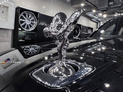 ROLLS-ROYCE CULLINAN - 8