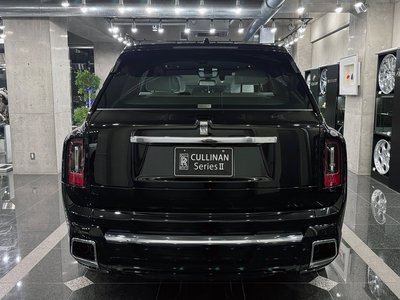 ROLLS-ROYCE CULLINAN - 7