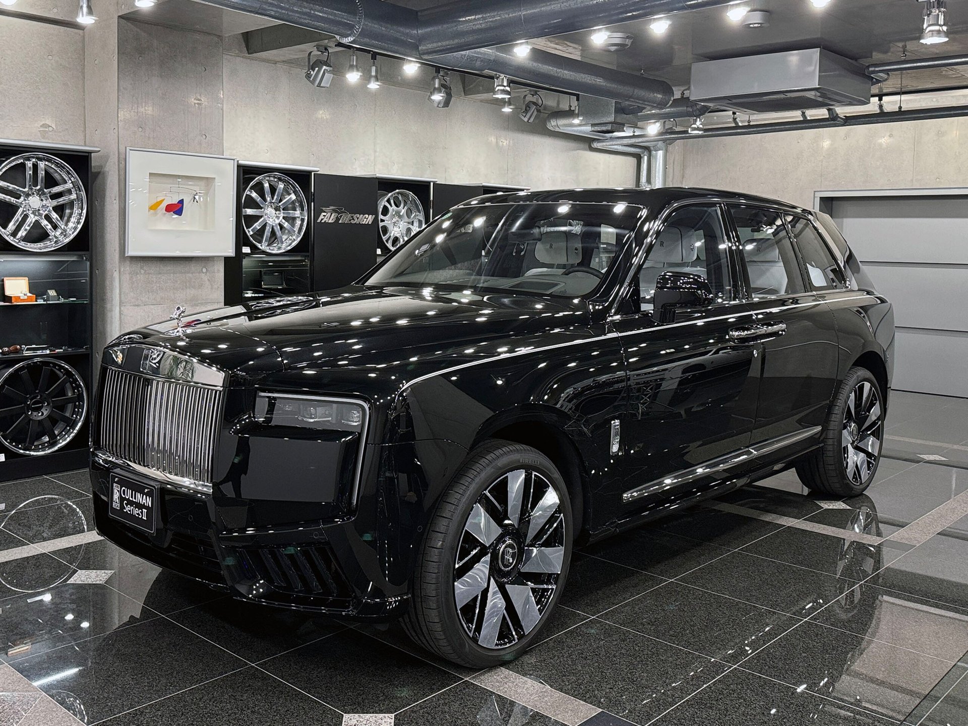 ROLLS ROYCE CULLINAN - View 1