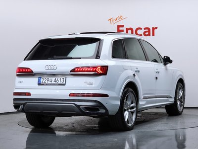 صورة 3 لـ 2023 AUDI Q7