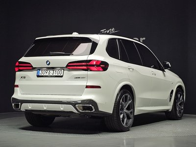 صورة 3 لـ 2025 BMW X5