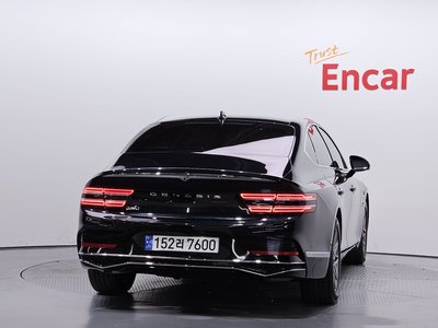GENESIS G80 (RG3) - 3