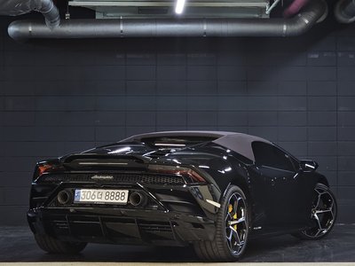 LAMBORGHINI HURACAN - 3