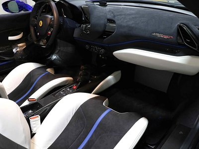 صورة مصغرة 13 لـ 2020 Ferrari 488 PISTA SPIDER