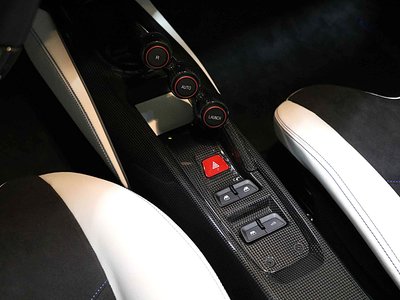 صورة مصغرة 12 لـ 2020 Ferrari 488 PISTA SPIDER