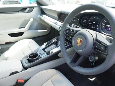 صورة مصغرة 17 لـ 2022 Porsche 911