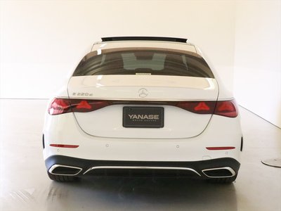 2024 Mercedes-BENZ E-CLASS photo 3