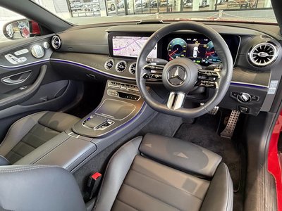 MERCEDES-BENZ E-CLASS - 5