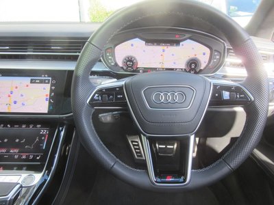 2025 AUDI A8 — миниатюра 44