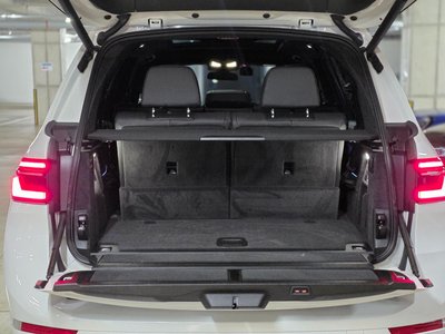 2023 BMW X7 缩略图 20