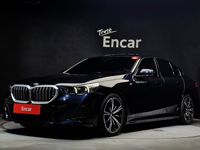 BMW 5 SERIES - 1
