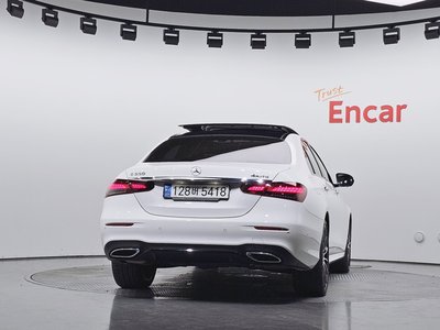 2023 Mercedes-BENZ E-CLASS 照片 3