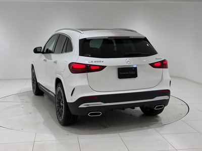 MERCEDES-BENZ GLA - 4