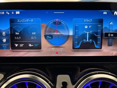 MERCEDES-BENZ GLA - 7