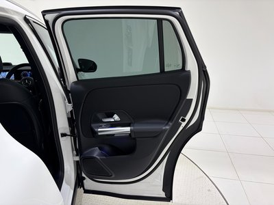 MERCEDES-BENZ GLA - 9