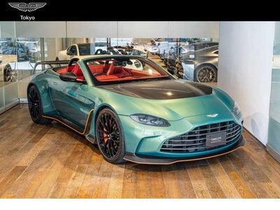 ASTON MARTIN VANTAGE