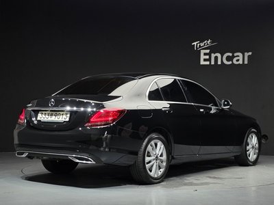 صورة 4 لـ 2020 Mercedes-BENZ C-CLASS