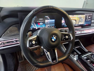 BMW 7 SERIES - 10