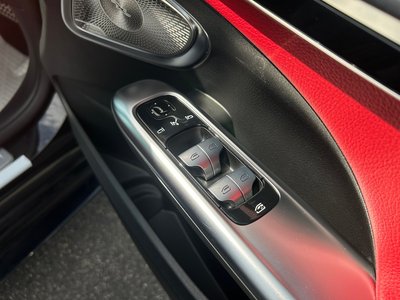 2026 Mercedes-BENZ C-CLASS AMG 缩略图 13