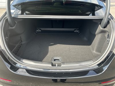 2026 Mercedes-BENZ C-CLASS AMG 缩略图 62