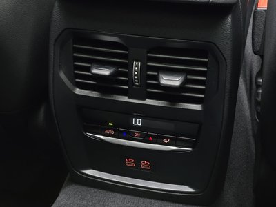 2025 BMW 3 SERIES 缩略图 30