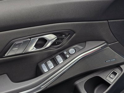 2025 BMW 3 SERIES 缩略图 27