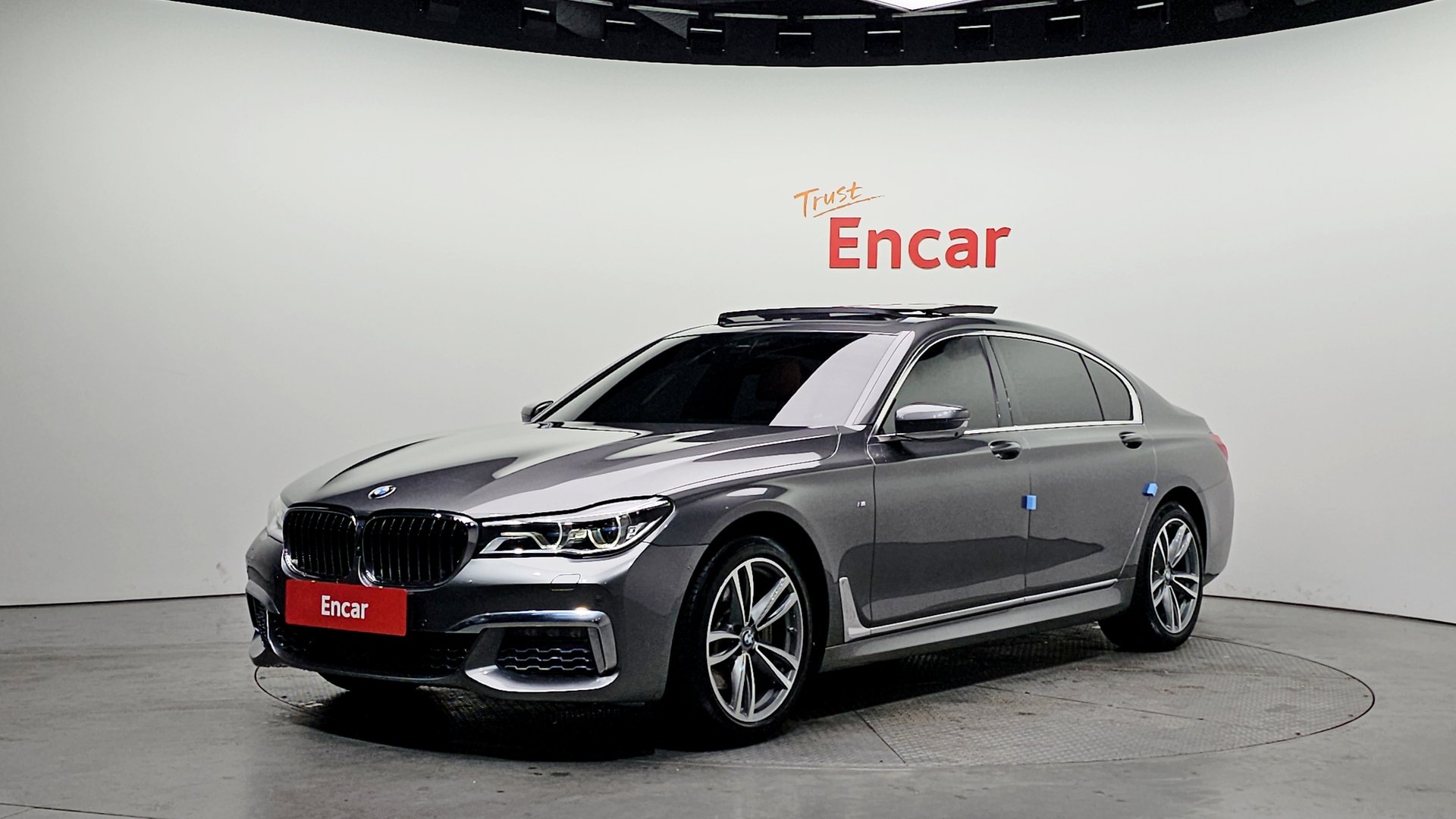 BMW 7 SERIES - View 1