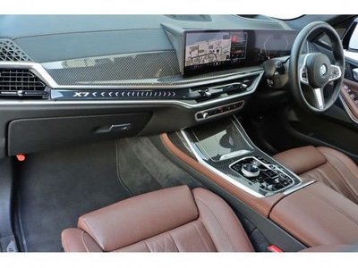 2024 BMW X7 photo 7