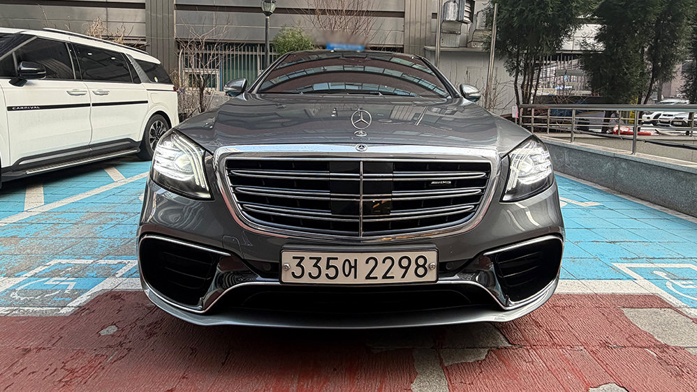 MERCEDES-BENZ S-CLASS - View 1