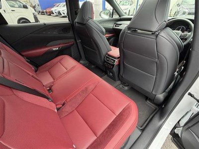 صورة مصغرة 13 لـ 2026 Lexus RX