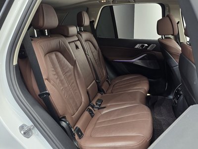 2021 BMW X5 — миниатюра 17