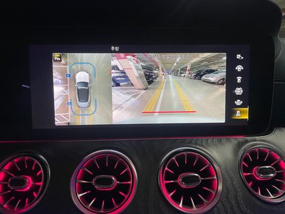 MERCEDES-BENZ E-CLASS - 6