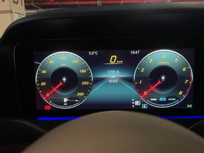 MERCEDES-BENZ E-CLASS - 3