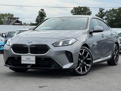2025 BMW 2 SERIES 照片 1