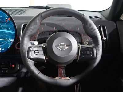 صورة 18 لـ 2024 MINI COOPER COUNTRYMAN