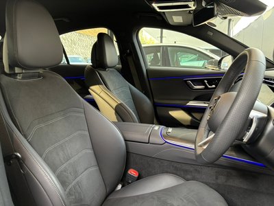 MERCEDES-BENZ E-CLASS - 8