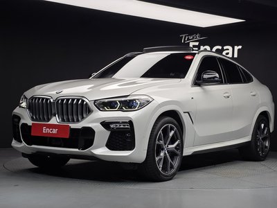2021 BMW X6 — фото 1