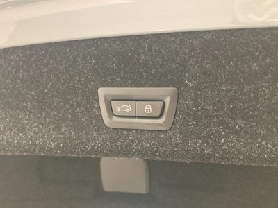 2025 BMW 3 SERIES — миниатюра 44