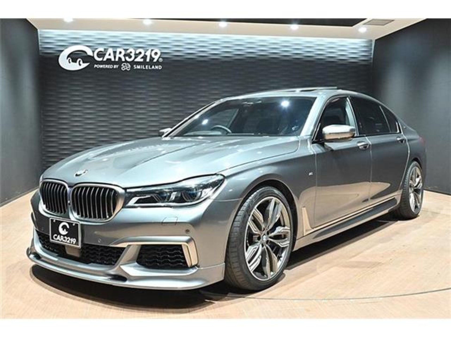 BMW 7 SERIES - View 1