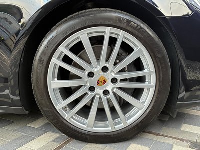 PORSCHE PANAMERA - 9