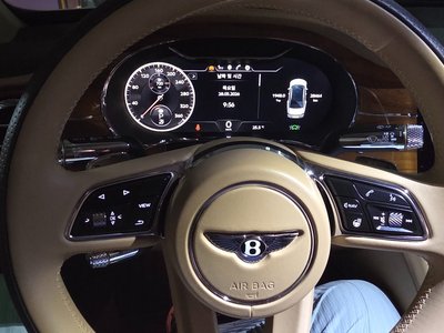 صورة 10 لـ 2022 Bentley FLYING SPUR