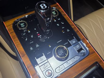 2022 Bentley FLYING SPUR — миниатюра 15
