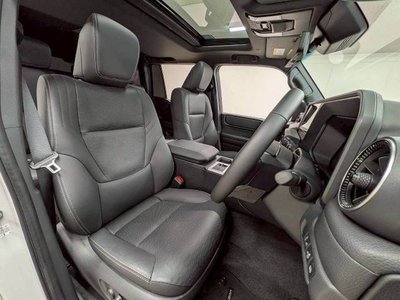 TOYOTA LAND CRUISER 250 - 5